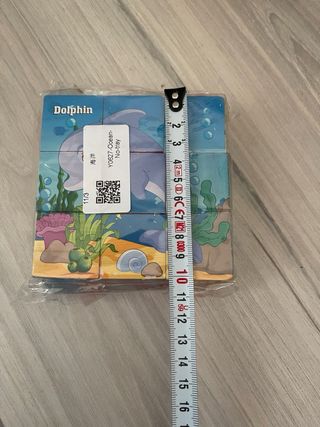 Puzzle de cubos de madera