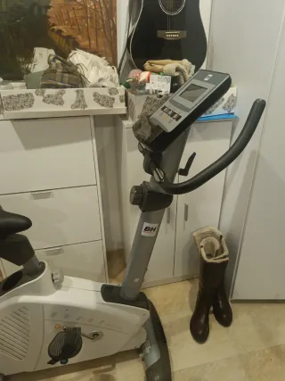 Bicicleta Estática Nexor Dual M6 BH