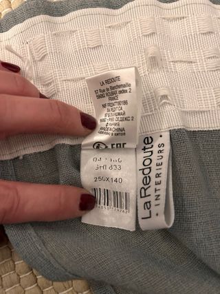 3 cortinas tipo visillo color verde azulado