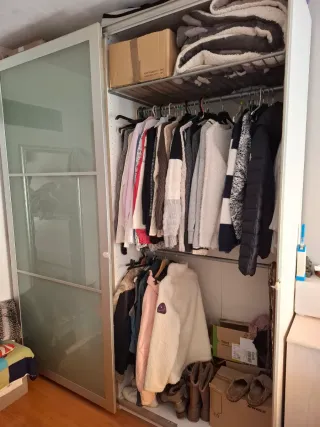 Armario puertas correderas cristal y metal