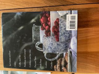 Country dessert, cake cookies ICE cream piedi