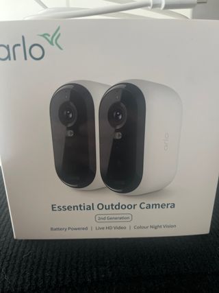 Cámaras Arlo Essential Outdoor 2nd Gen (2uds)