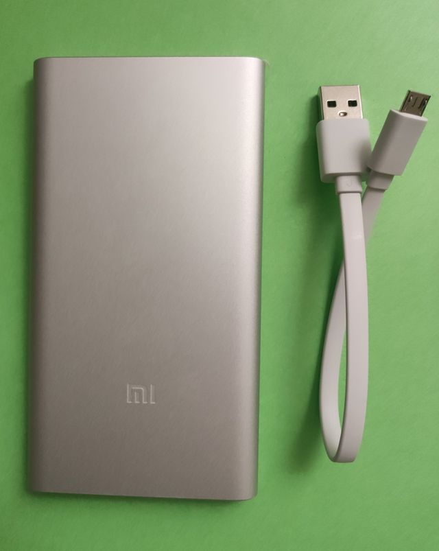 Batería externa de 5000 mAh y funda antigolpes