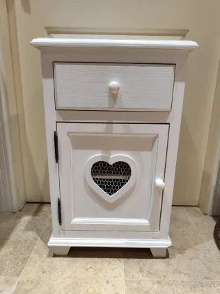 Comodino Maison du Monde bianco