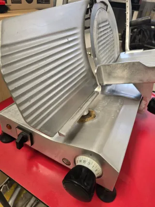 Cortadora de embutido profesional