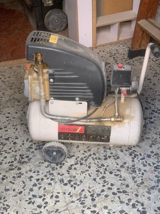 Compresor de aire Brico