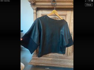 Top imitación cuero Benetton negro