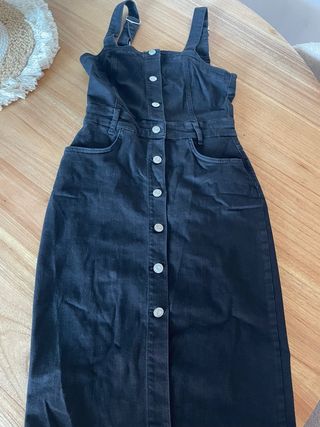 Mono tejano negro vestido