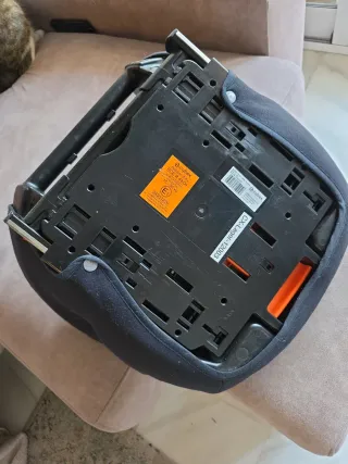 Alzador coche con Isofix Cybex