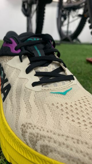 Zapatilla Hoka Challenger 7