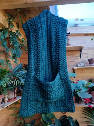 Chal tejido con bolsillos