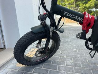 Bicicleta eléctrica como nueva