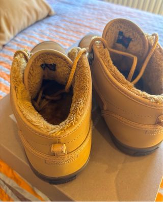 Botas Globe Marrones/Amarillas