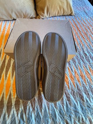 Botas Globe Marrones/Amarillas