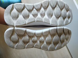 Tenis Skechers Goga Mat Gris y Rosa 38