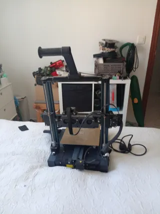 Impresora 3D Elegoo Neptune 4 Nueva