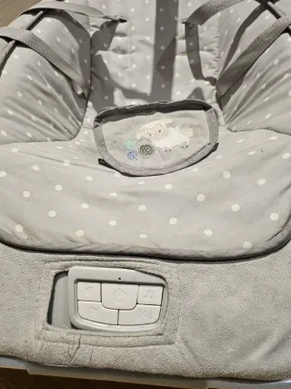 Hamaca Ingenuity Cuddle Lamb Rock