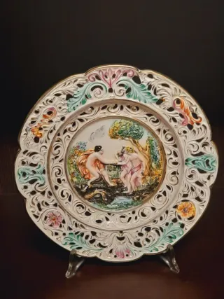 Piatto Capodimonte Porcellana Decorato Parete