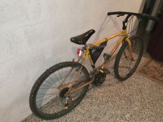 Bicicleta de Montaña Peugeot Amarilla