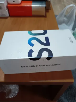 Scatola Samsung Galaxy S20 FE