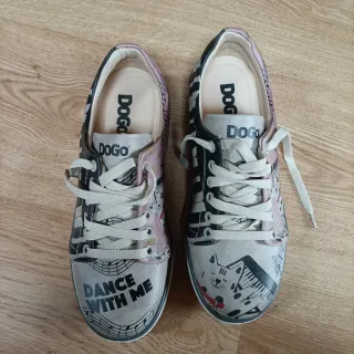 Zapatillas DOGO Piel Vegana Sin Estrenar