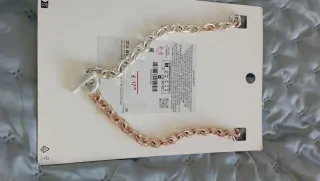 Collar Zara Flor Blanca y Cadena Mixta