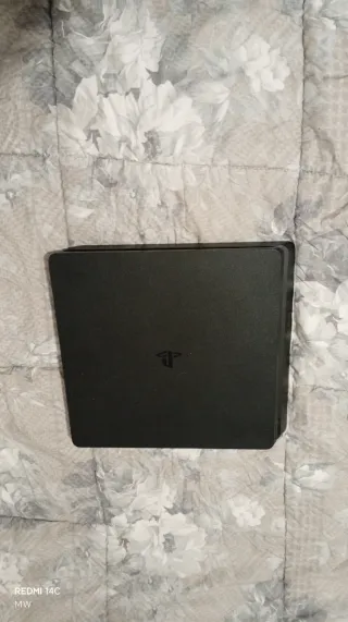 PlayStation 4 PS4 Nera