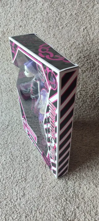 Monster High Spectra Creeproduction