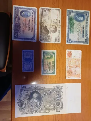 Billetes antiguos: Rublos, Pesetas y más
