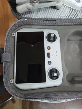 Dron DJI Mini 3 Pro con mando RC 2 Fly More