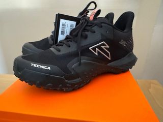 Zapatillas de montaña Tecnica Gore-Tex Negras