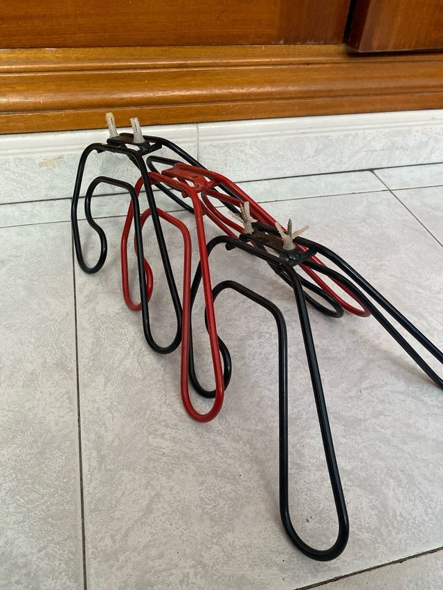 3 Colgadores de ropa para pared