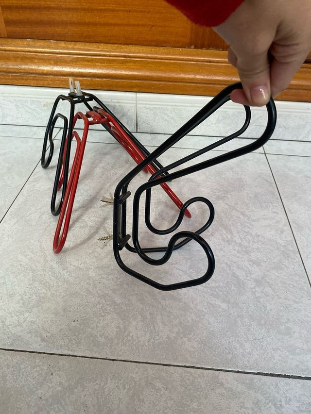 3 Colgadores de ropa para pared