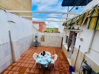 Casa adosada en venta en Este en Mérida