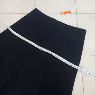 Gonna nera elegante curvy taglia 56