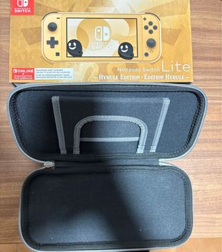 Nintendo Switch Lite Edizione Hyrule Dorata
