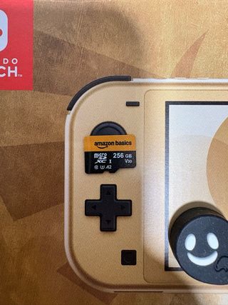 Nintendo Switch Lite Edizione Hyrule Dorata