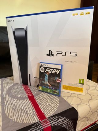 Consola PS5 + Mando + FIFA 24