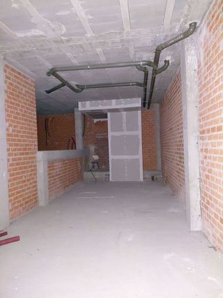 Local comercial en venta en Carballo