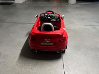 Coche eléctrico Audi para niños