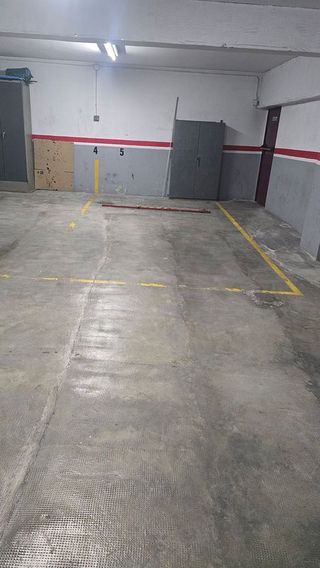 Garaje en venta en Zona Mercat en Rubí