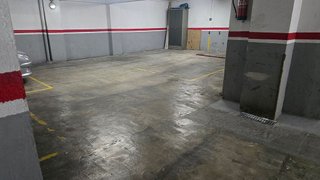 Garaje en venta en Zona Mercat en Rubí
