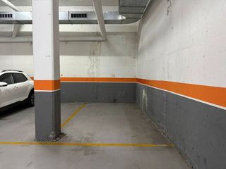 Garaje en venta en Ca n'Aurell en Terrassa