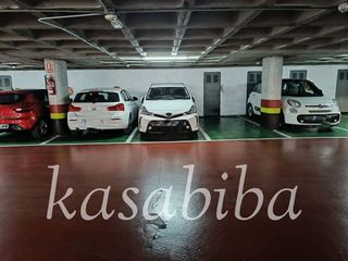 Garaje en venta en Centro en Alicante