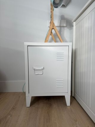 Comodino in acciaio bianco 40x30x58