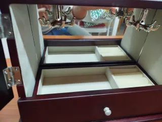 Joyero antiguo de madera