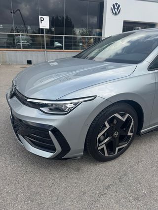 VW Golf 8,5 R-Line 2.0TDi 150cv gerencia