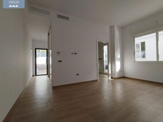 Casa pareada en alquiler en El Cano - Los Bermejales en Sevilla