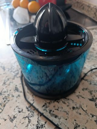 Exprimidor eléctrico de naranjas Cecotec