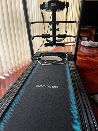 Cinta de Correr Cecotec Drumfit 1600